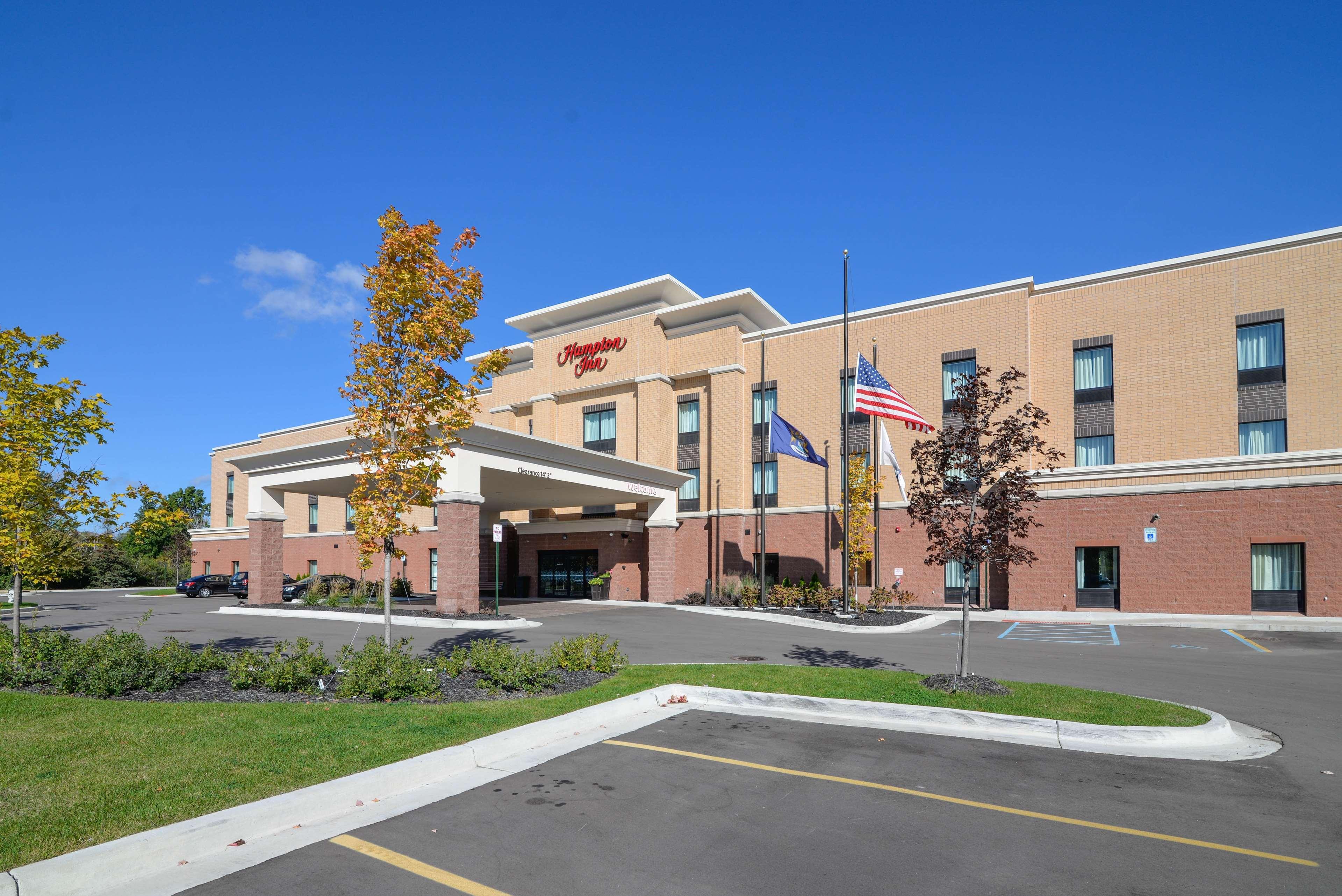 Hampton Inn Brighton Mi Bagian luar foto