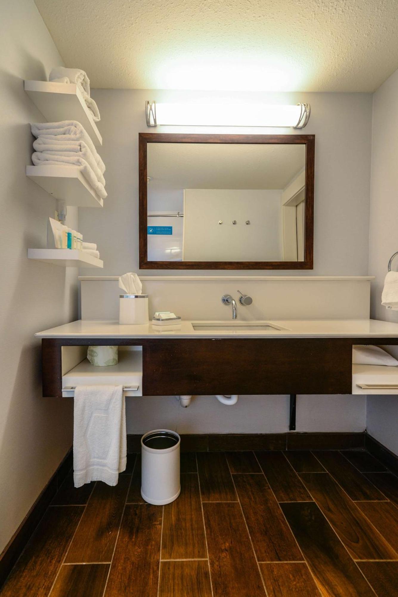 Hampton Inn Brighton Mi Bagian luar foto