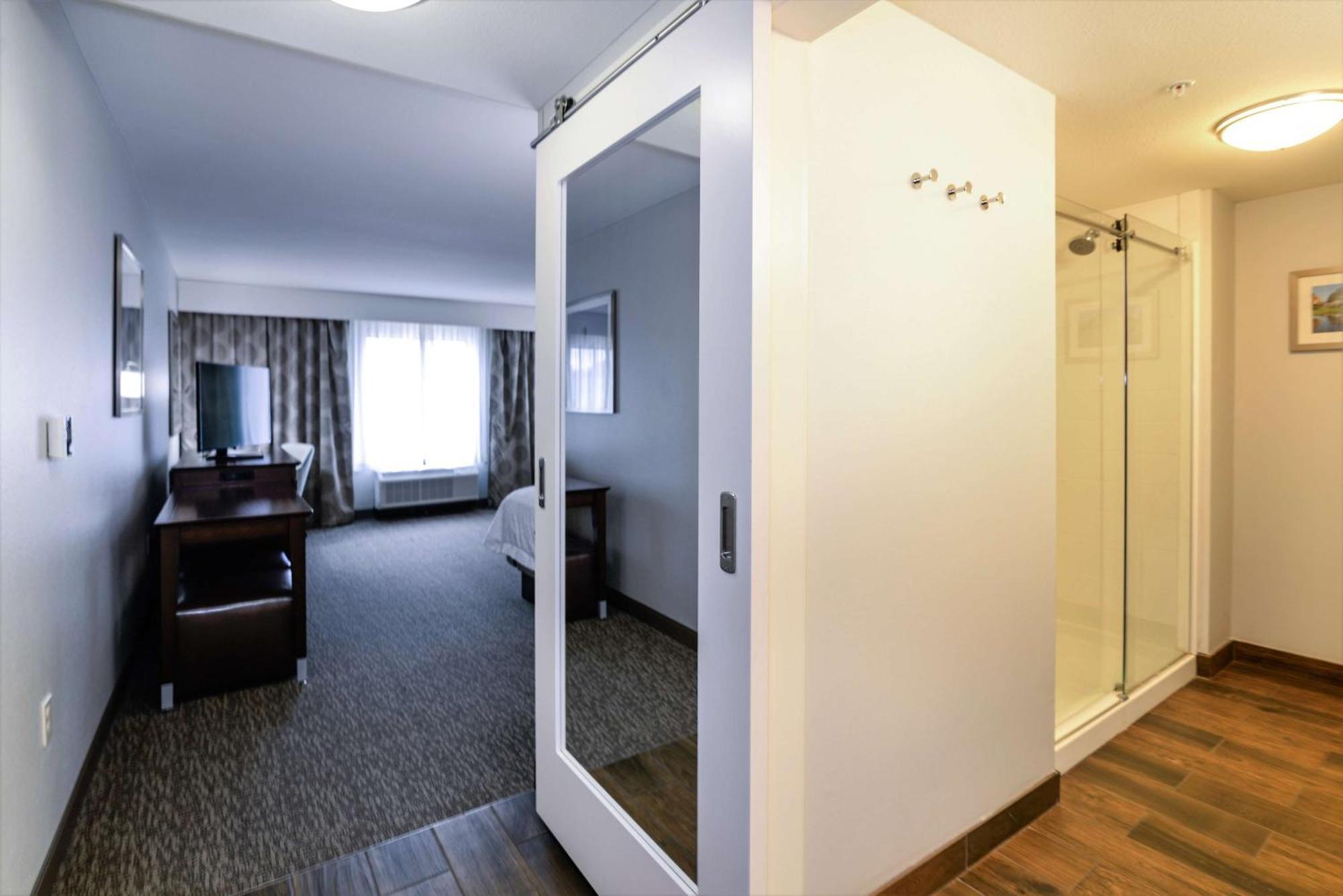Hampton Inn Brighton Mi Bagian luar foto