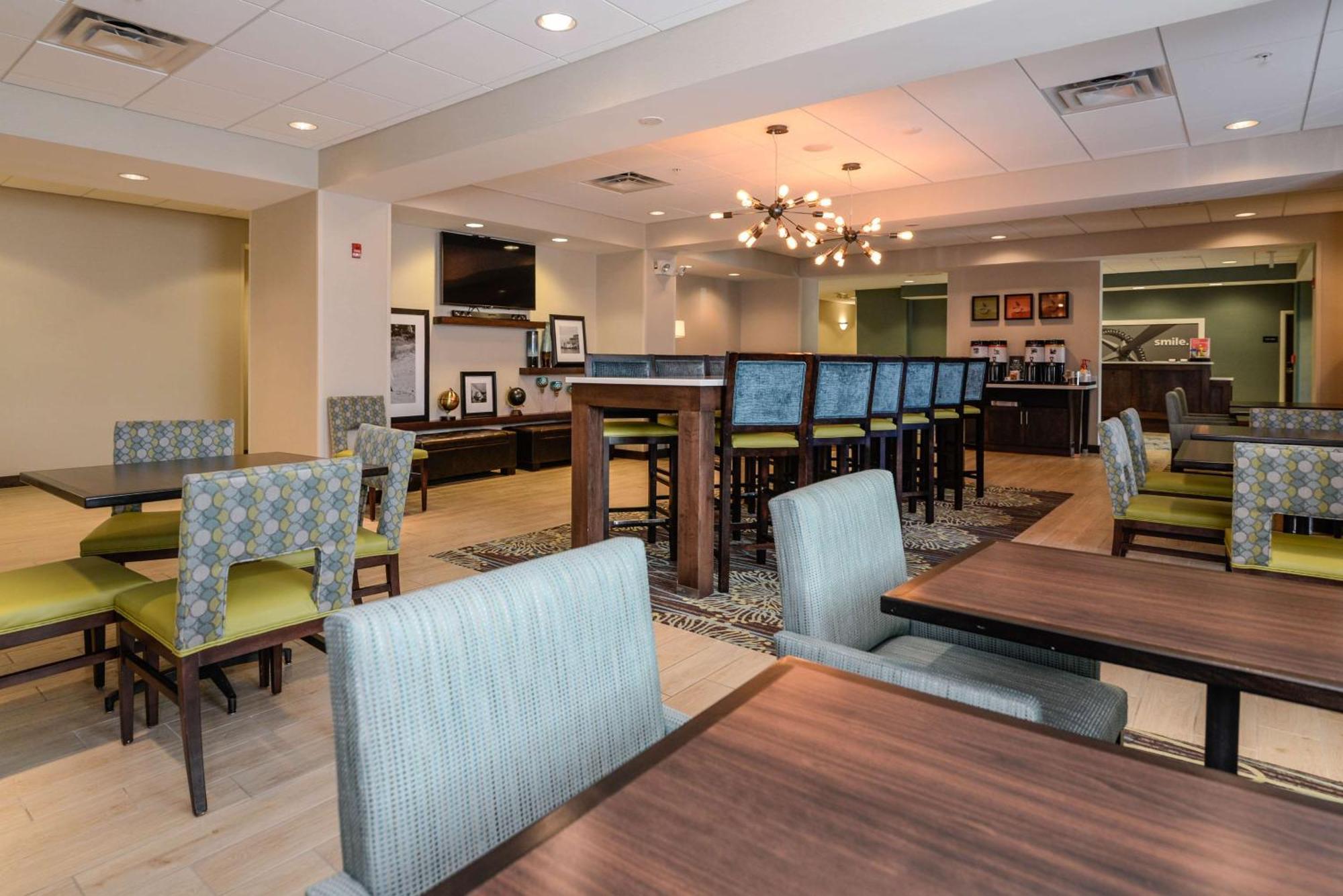 Hampton Inn Brighton Mi Bagian luar foto
