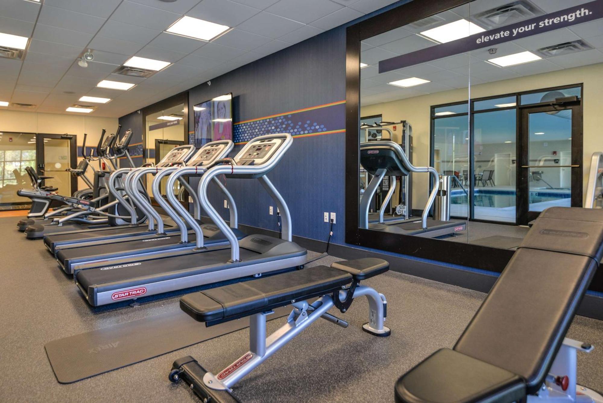 Hampton Inn Brighton Mi Bagian luar foto